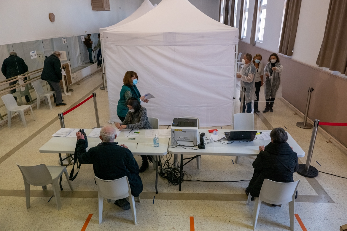 Centre De Vaccination Neuville En Ferrain Rocheville