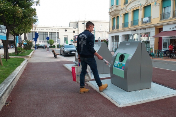 De nouvelles colonnes enterrées au bas des jardins Biovès