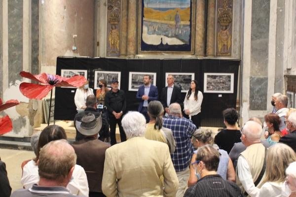 UN AN APRÉS LA TEMPÊTE ALEX, LA COMMUNAUTÉ DE LA RIVIERA FRANCAISE SOUTIENT L&#039;EXPOSITION PHOTOS DE BREIL